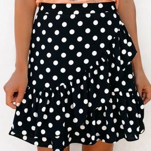 NWT Vici polka dot mini skirt, size small